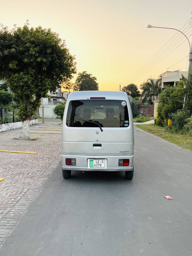 Suzuki Every 6