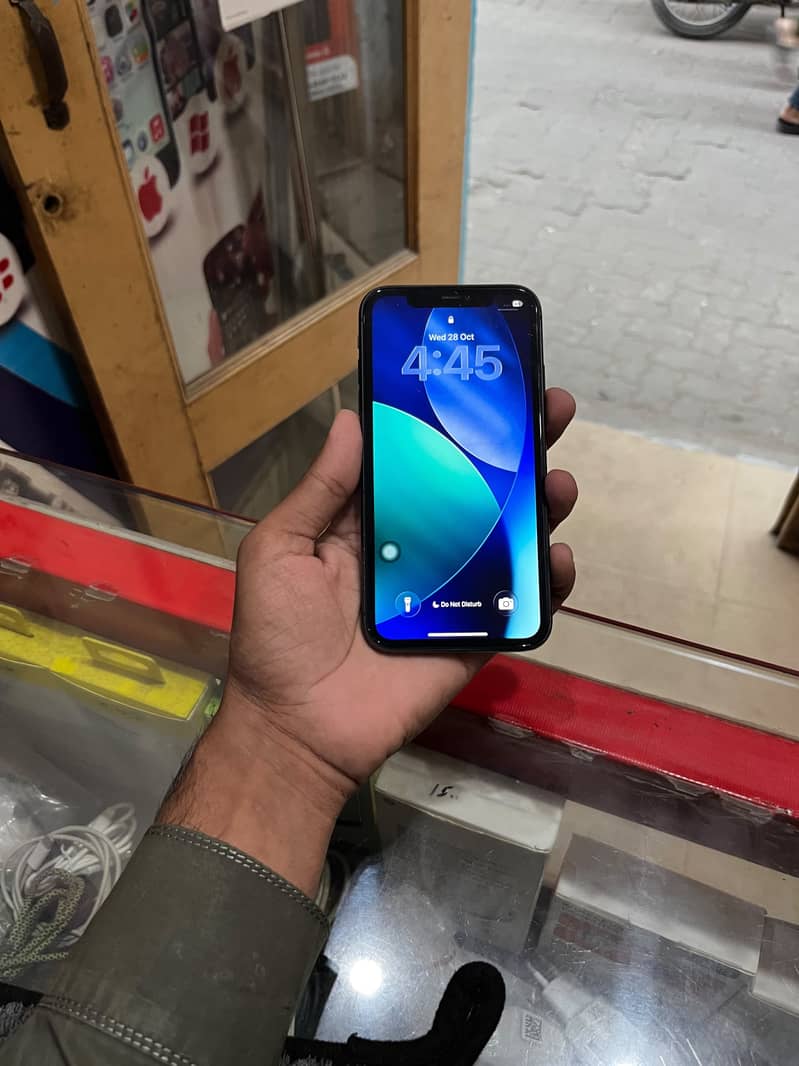 Apple iPhone 11 1