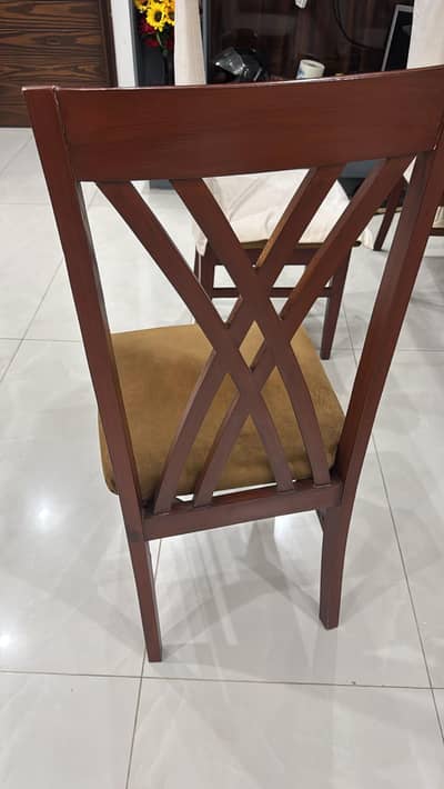 6 person dinning table