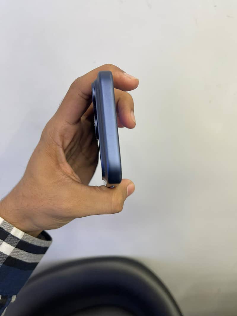 Apple iPhone 17 Pro 4
