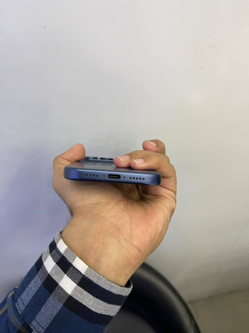 Apple iPhone 17 Pro 6