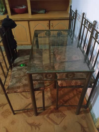 dinning table