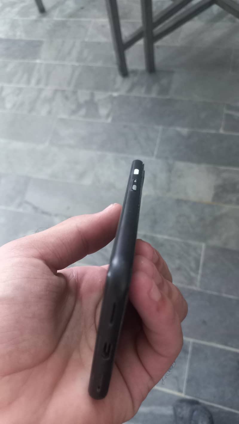 Google Pixel 4 3