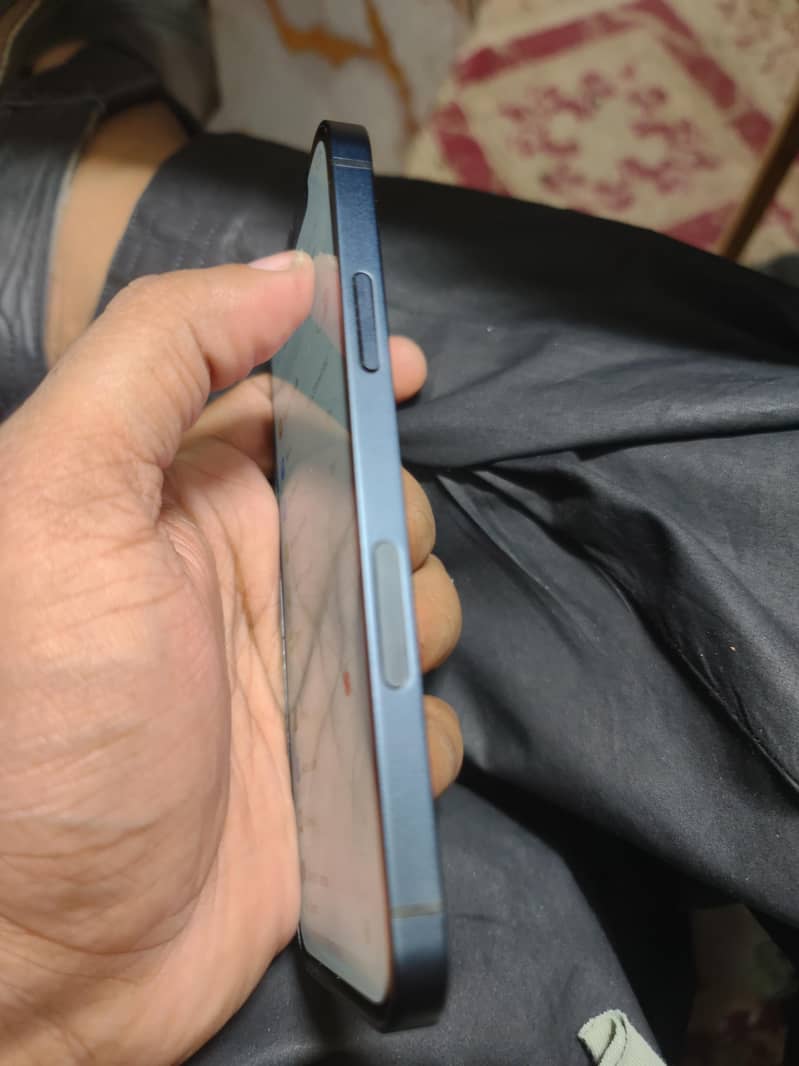 Apple iPhone 12 2