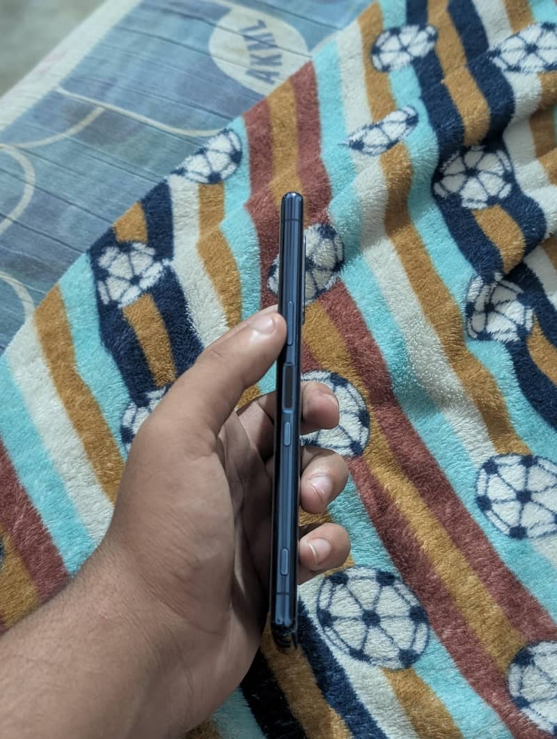 Sony 5 1