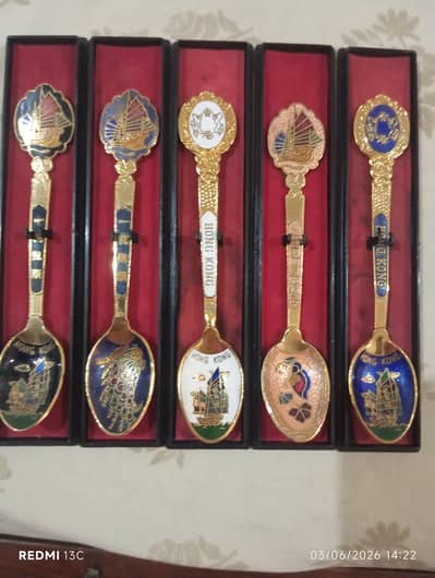 Hong Kong spoons