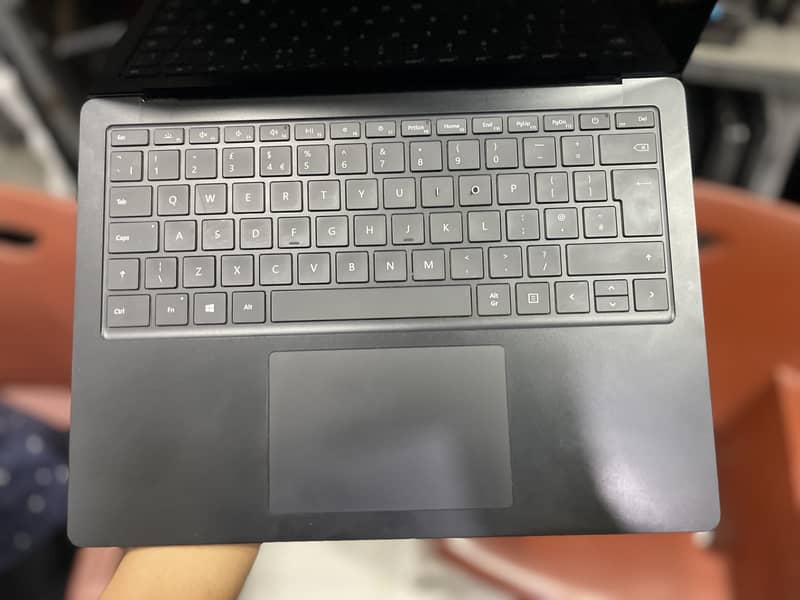Surface laptop 3 4