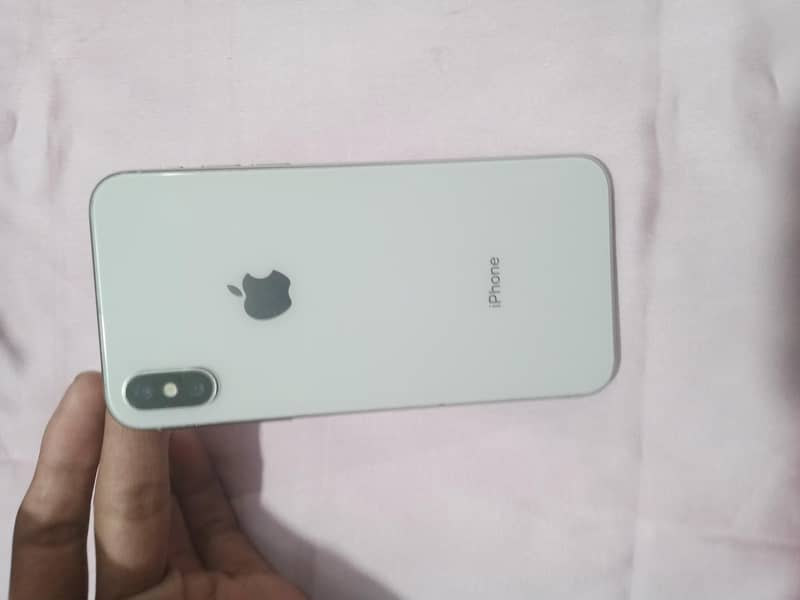 Apple iPhone X 3