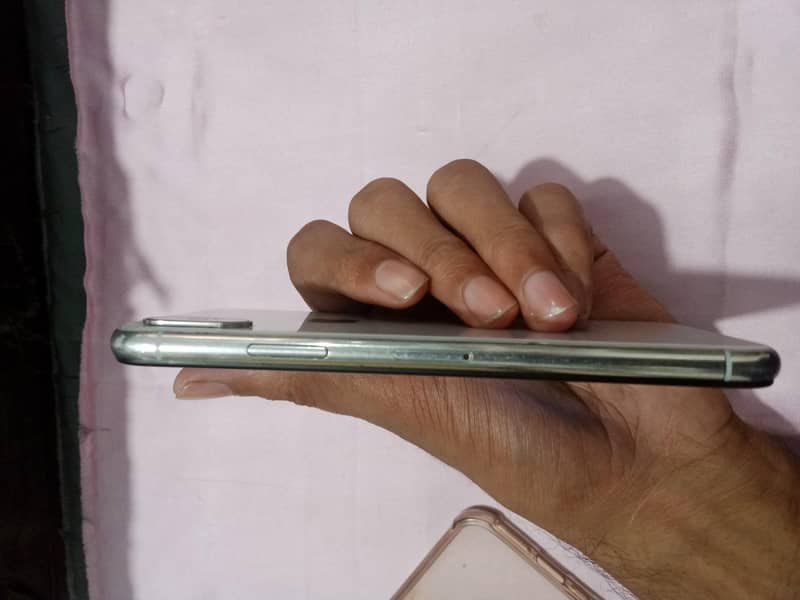 Apple iPhone X 8