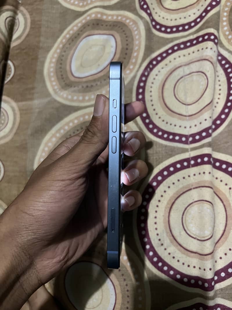 Apple iPhone 14 6