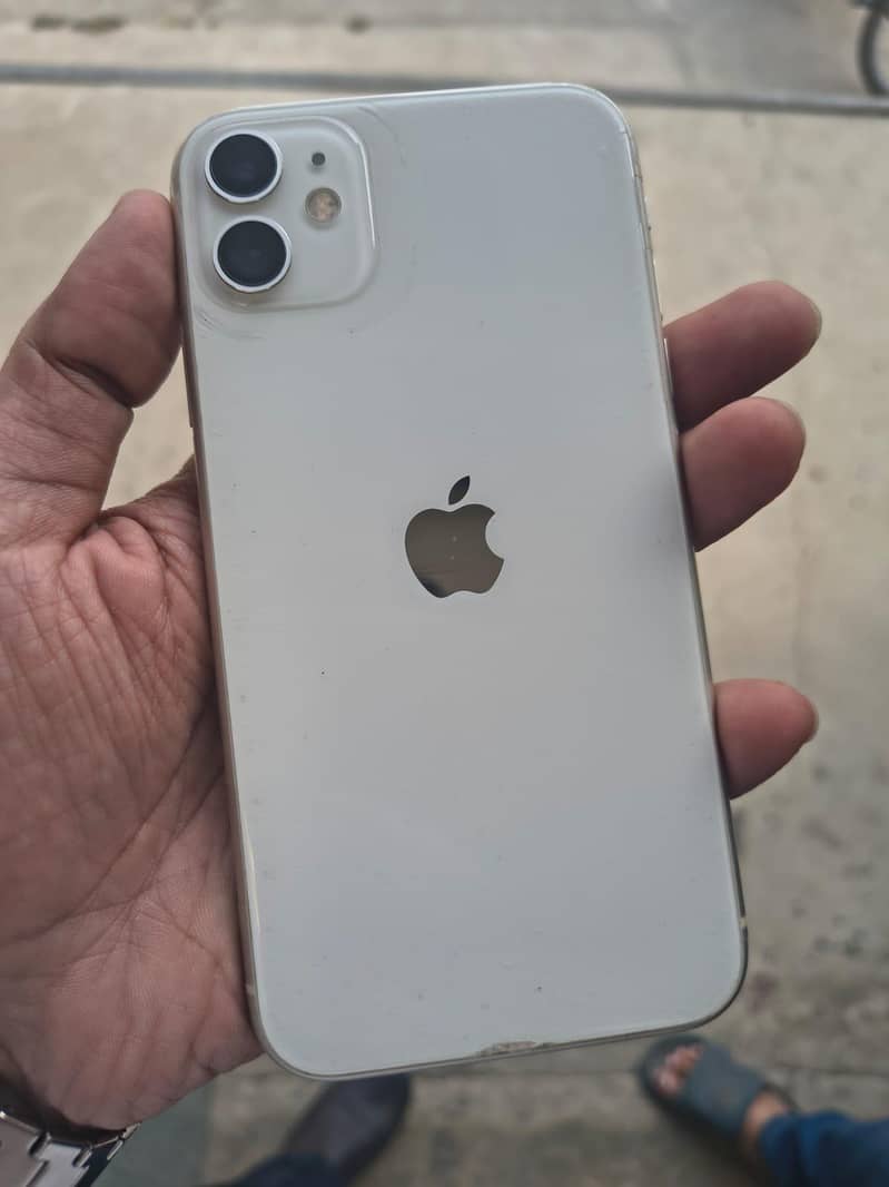 Apple iPhone 11 0