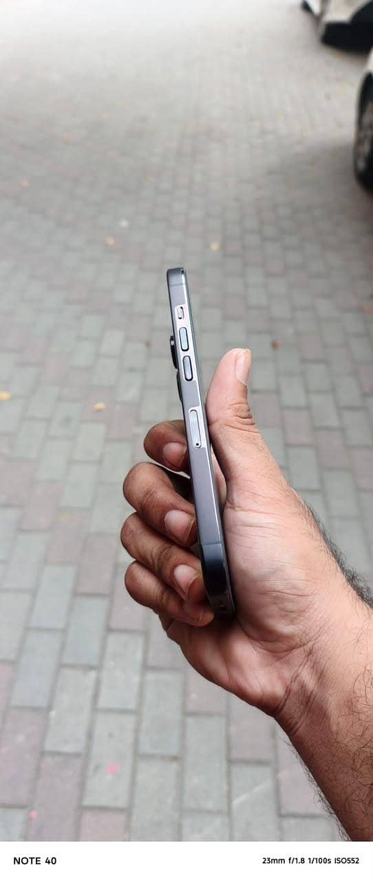 Apple iPhone 14 Pro 8