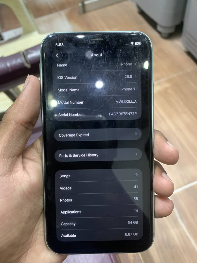 Apple iPhone 11 4