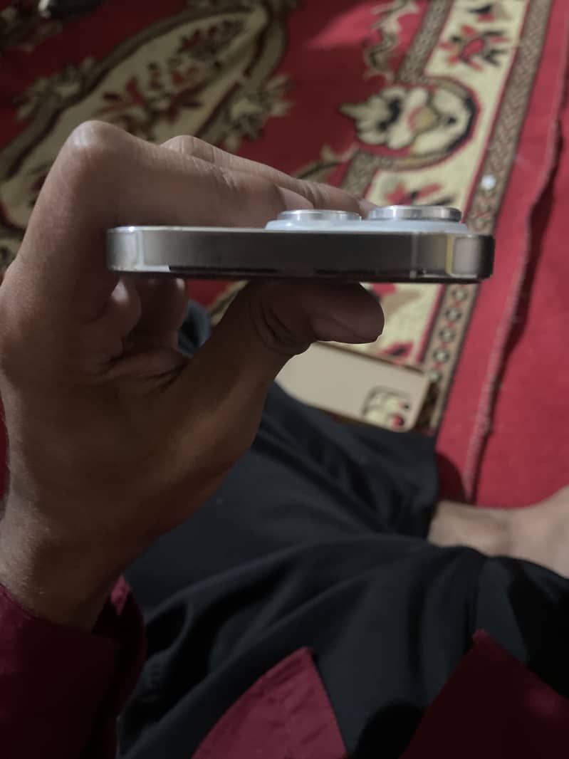 Apple iPhone 14 Pro 3