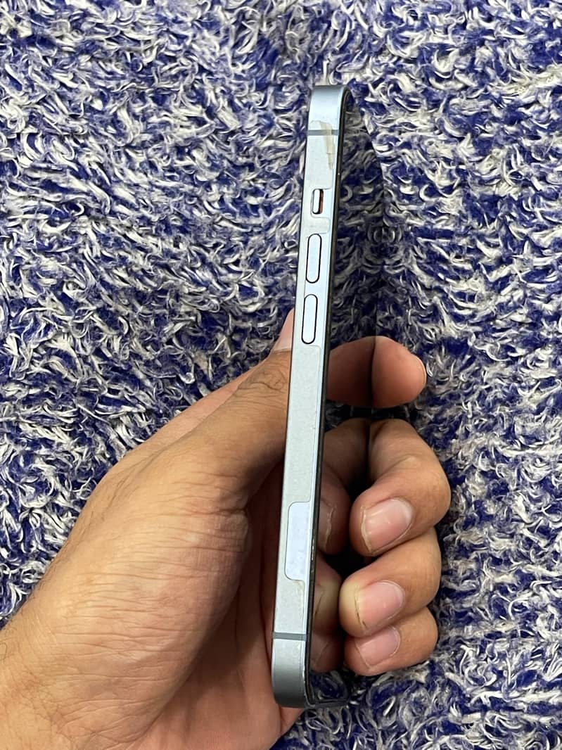 Apple iPhone 14 1