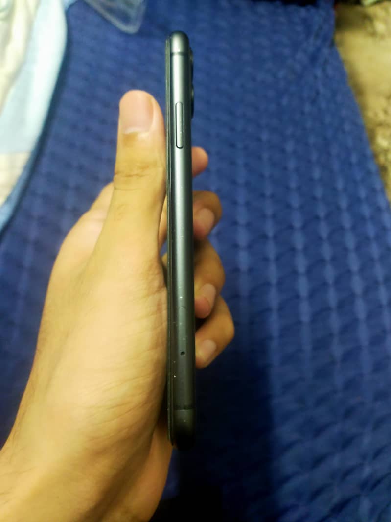 Apple iPhone 11 1