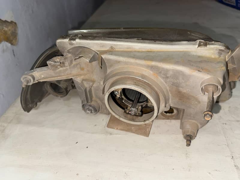 Cultus Headlights + Indicators 3