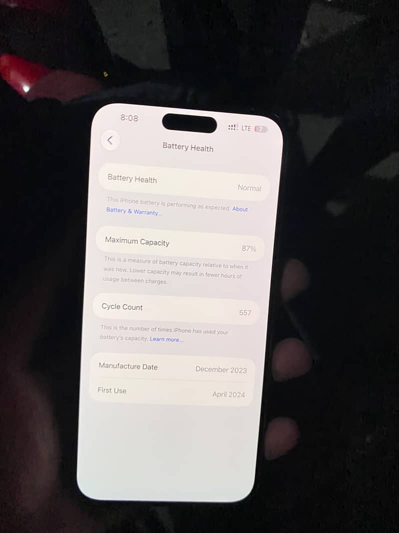Apple iPhone 15 Pro Max 4