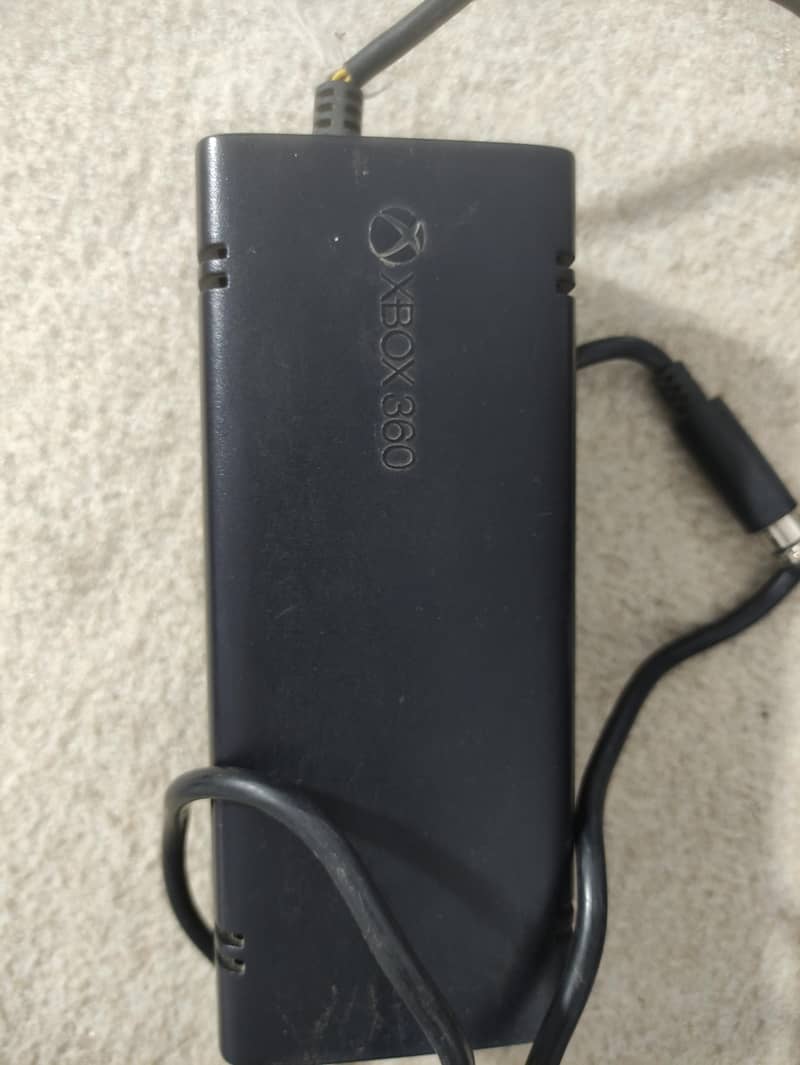 XBOX 360 Best condition 3