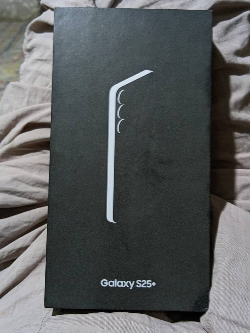 Samsung Mobile S25 Plus 2