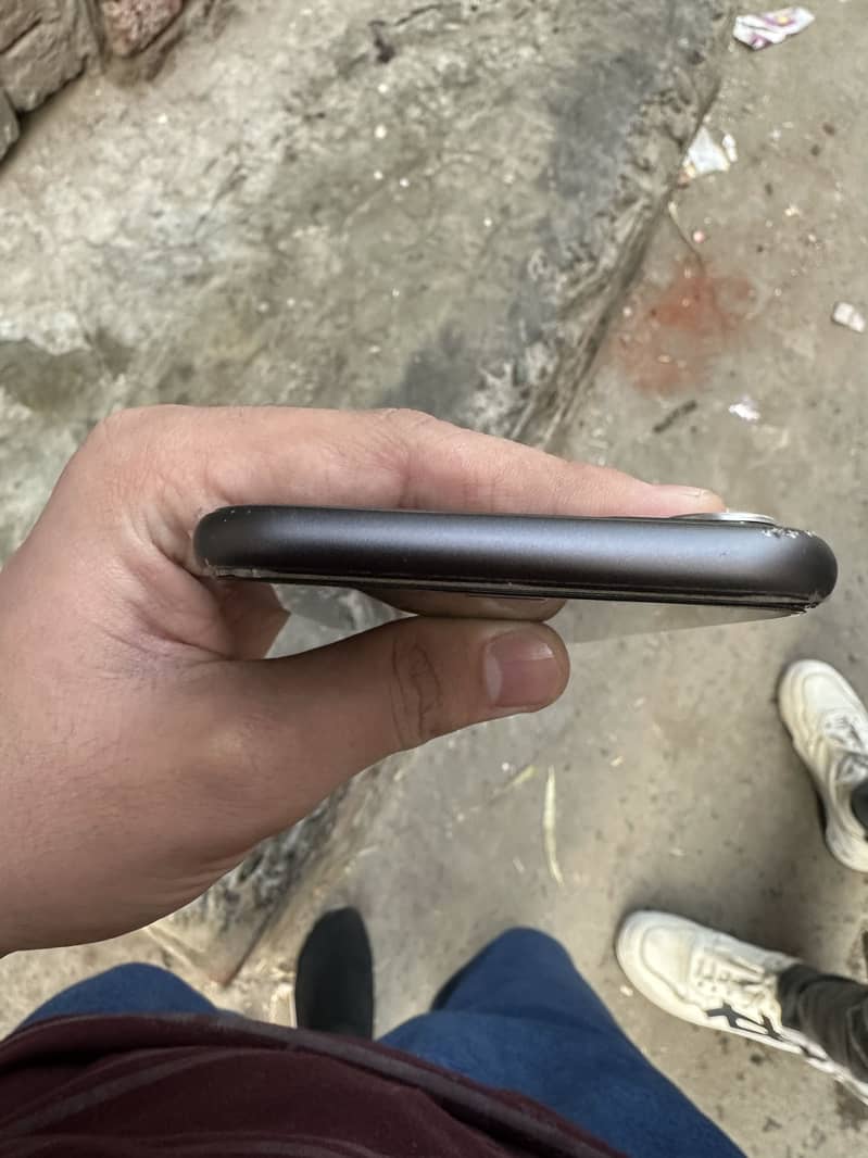 iPhone 11 Pta Approved 8