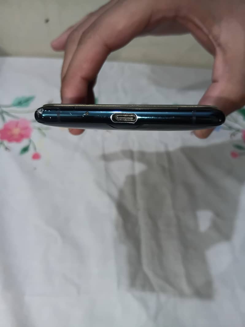 Sony XZ3 4