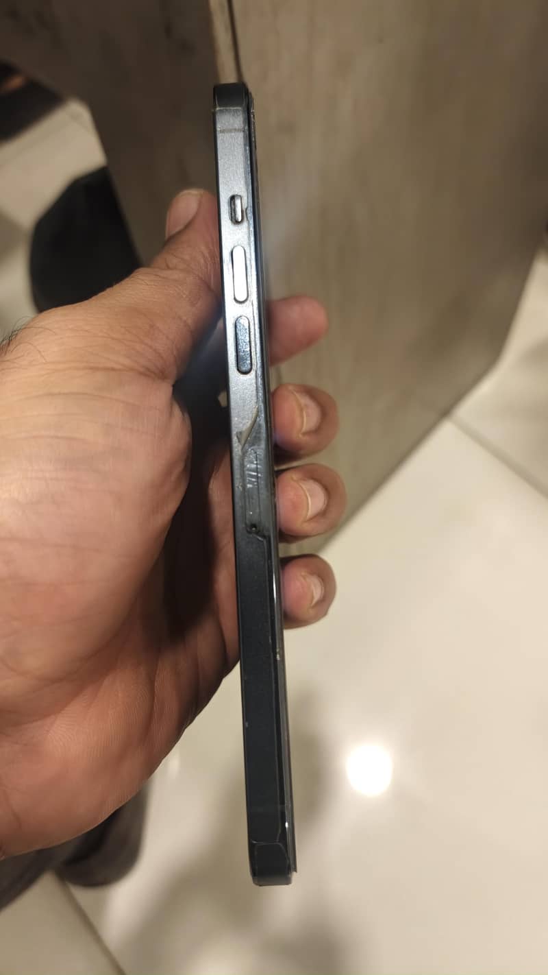 Apple iPhone 12 Pro Max 2