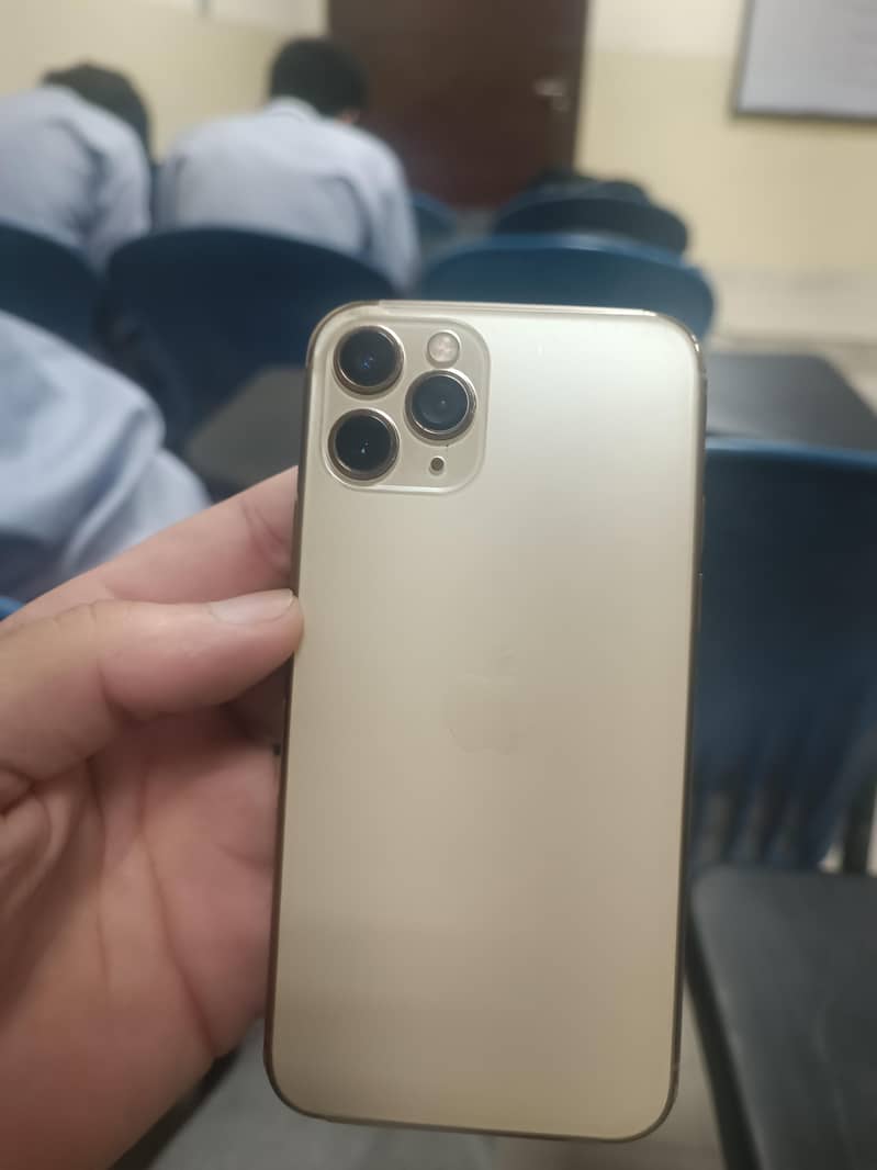 Apple iPhone 11 Pro 5