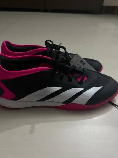 Football shoes