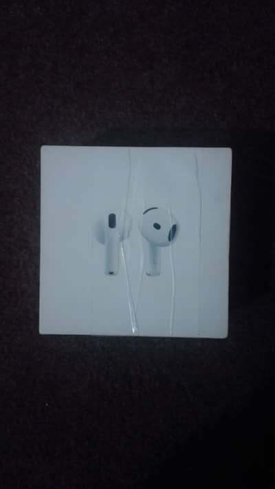 Air pods 4