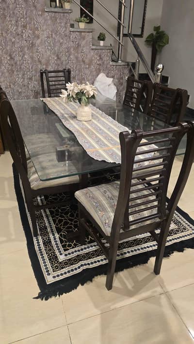 dinning table