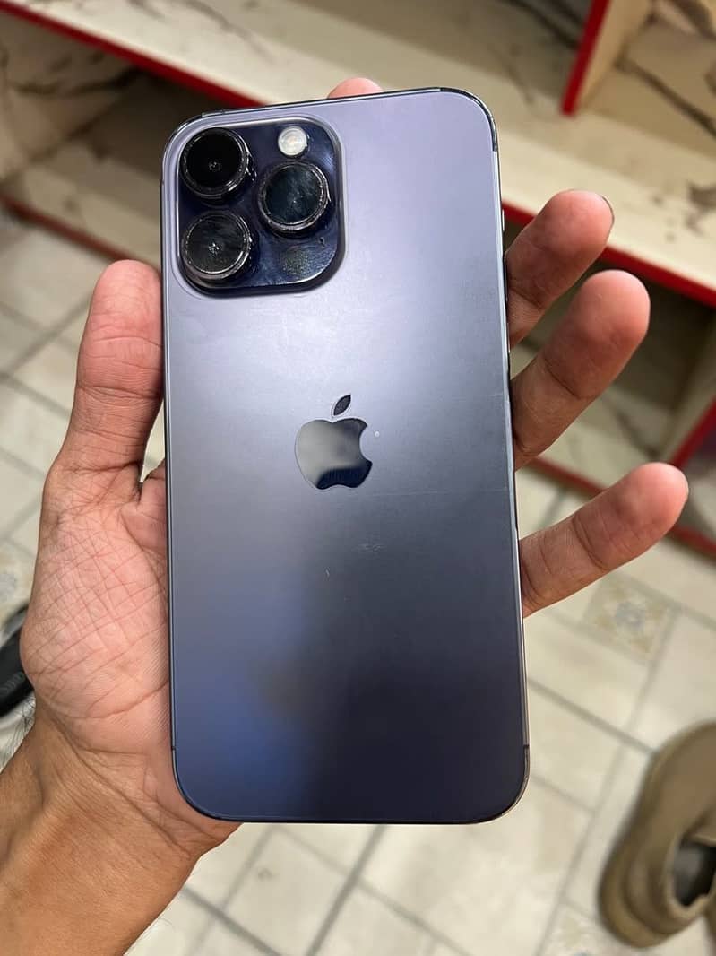 Apple iPhone 14 Pro Max 2