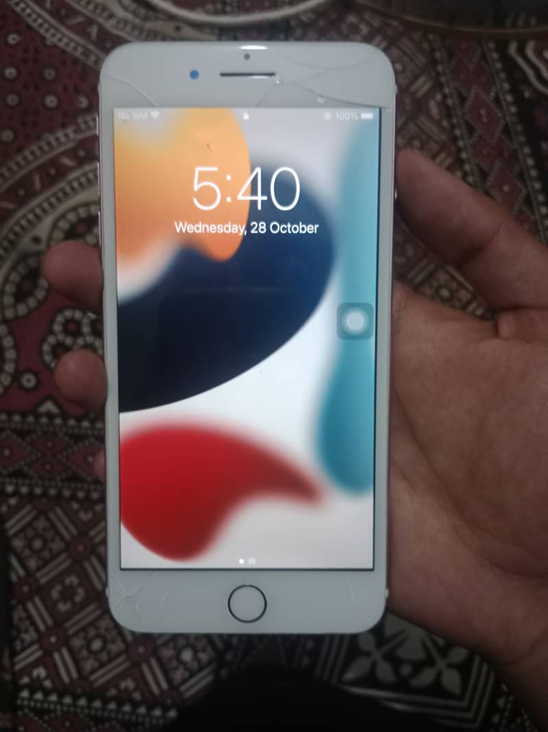 Apple iPhone 7 Plus 1