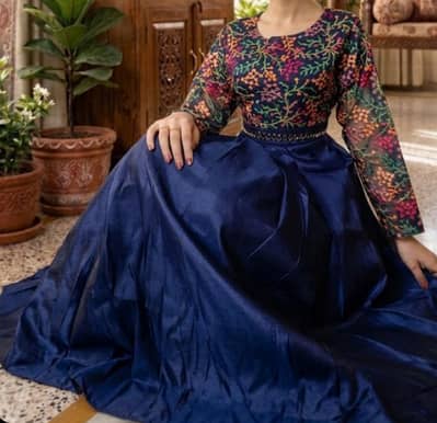 2pc stitched bluish purple maxi along with shalwar
