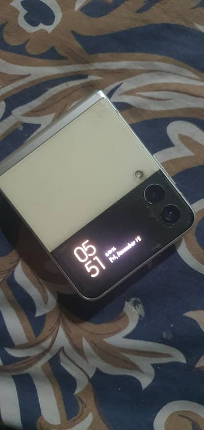 Samsung Mobile Z Flip 3