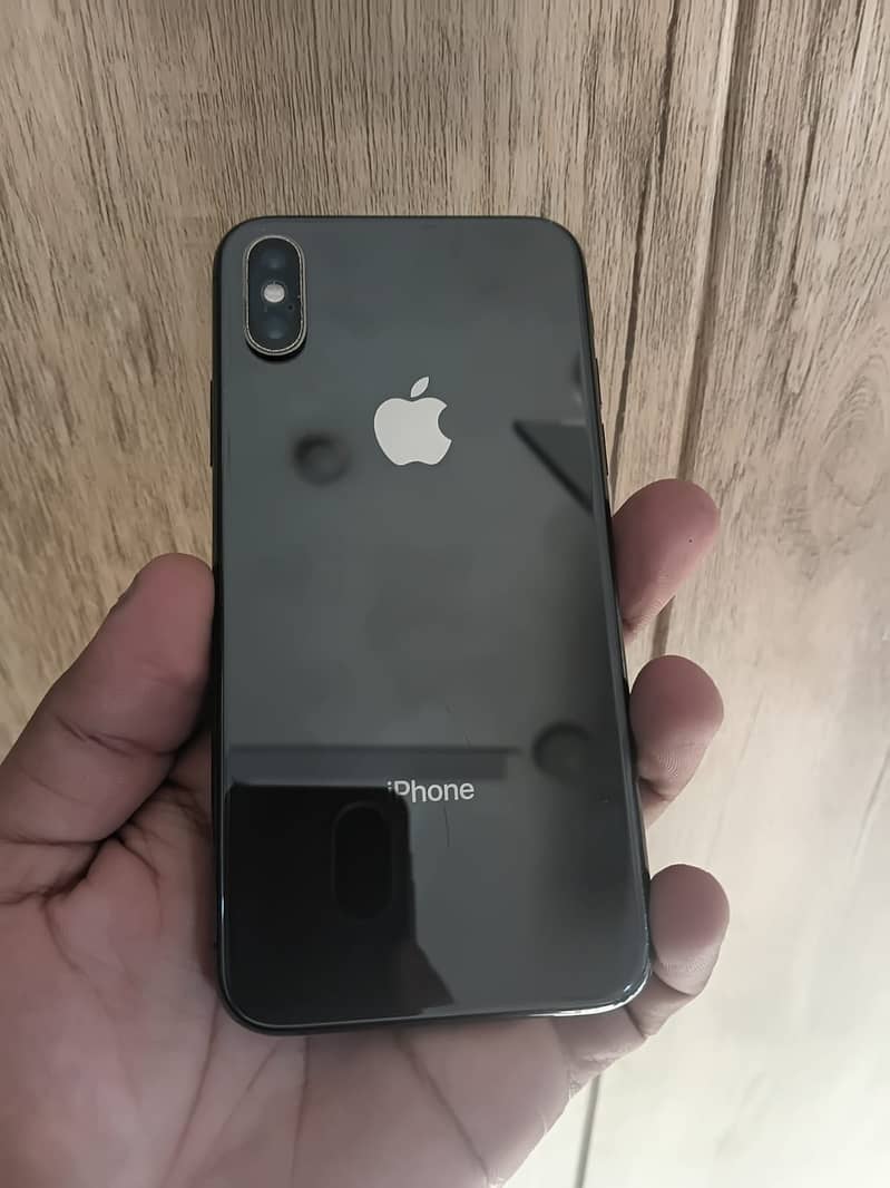 Apple iPhone XS 5
