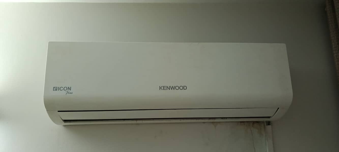 Kenwood Split AC heat & cool both 0