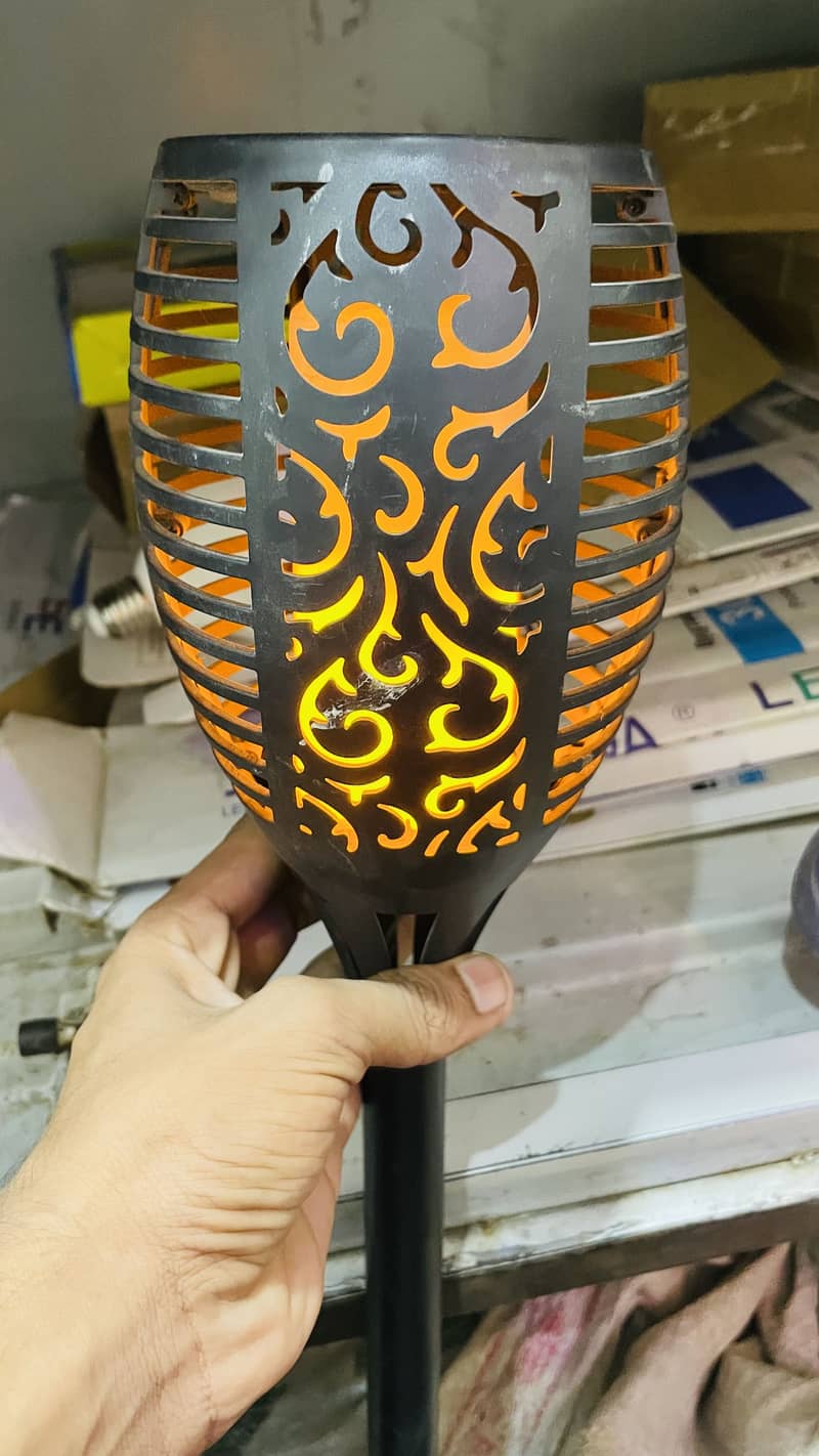 SOLAR GARDEN LIGHT 3