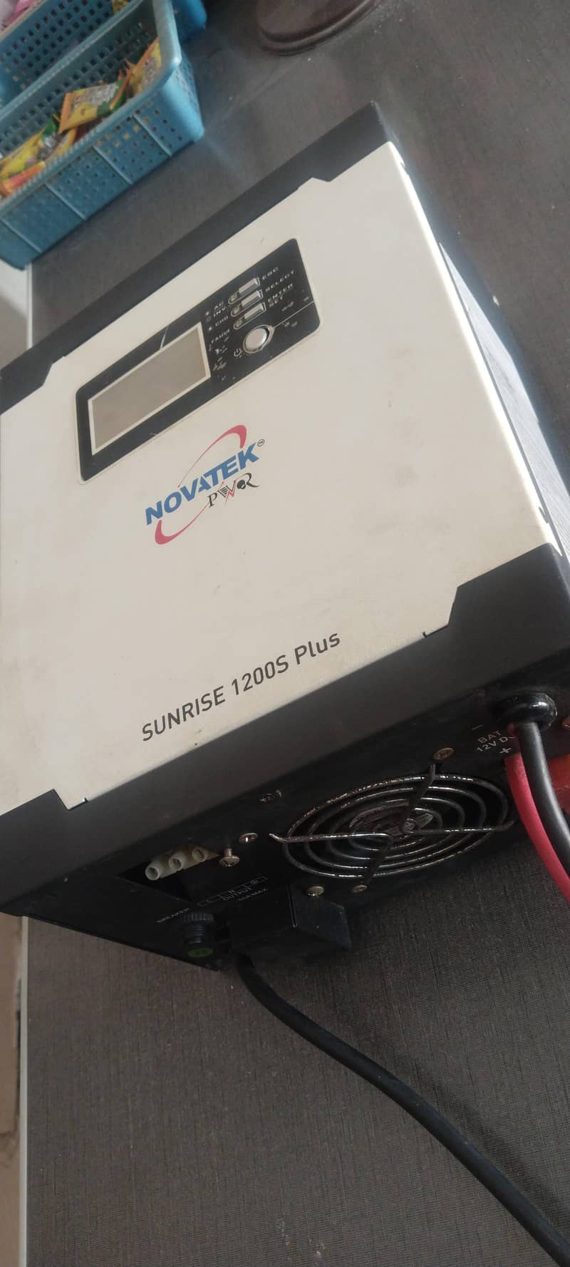 UPS 1000 Watts 1
