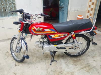 SUTLEJ 2026 Model 10/10 Condition Biomatic clear just 1030 KM  used