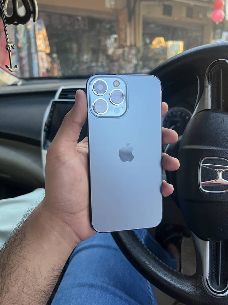 Apple iPhone 13 Pro Max 7