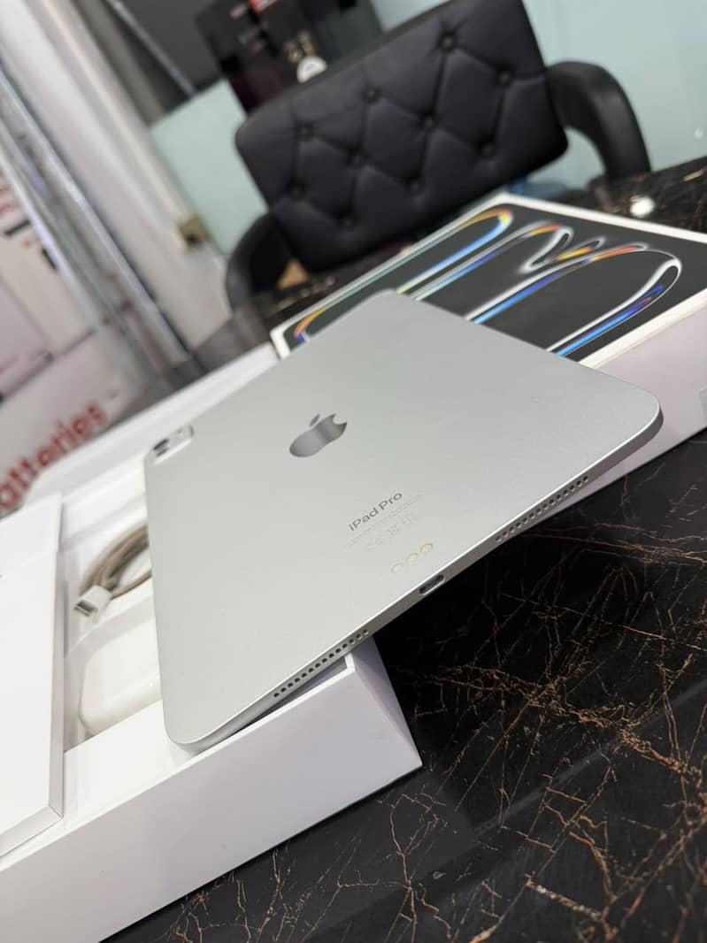 Ipade Pro M4 256 4
