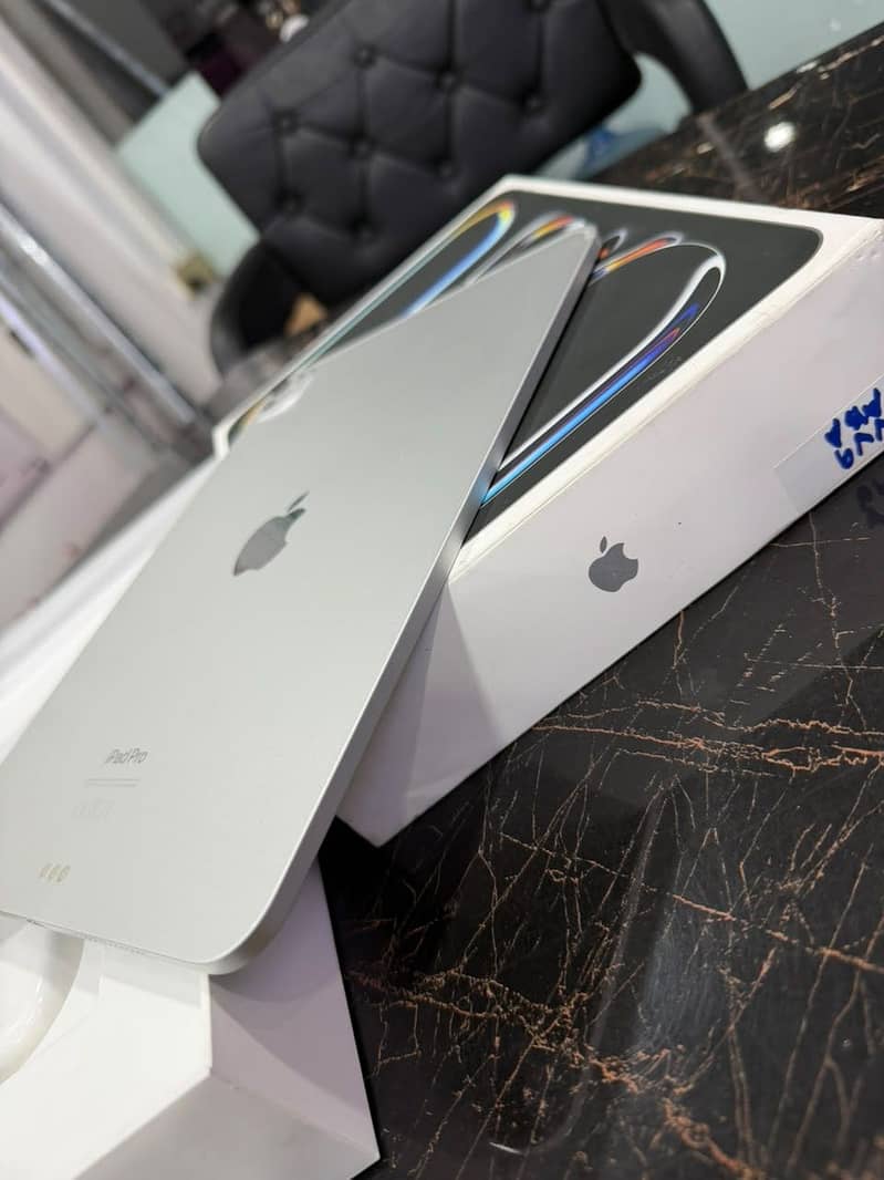 Ipade Pro M4 256 5