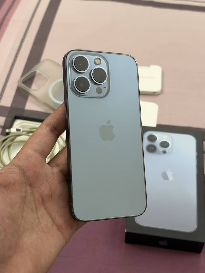 Apple iPhone 13 Pro pta approved 128/72 bh       12,13,14,15,16,17,18 1