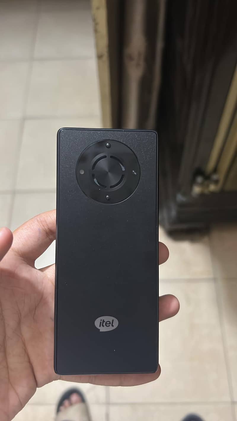 Itel Power 700 1