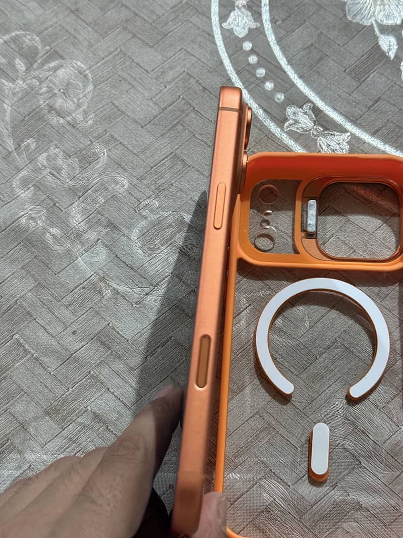 Apple iPhone 17 Pro Max 1