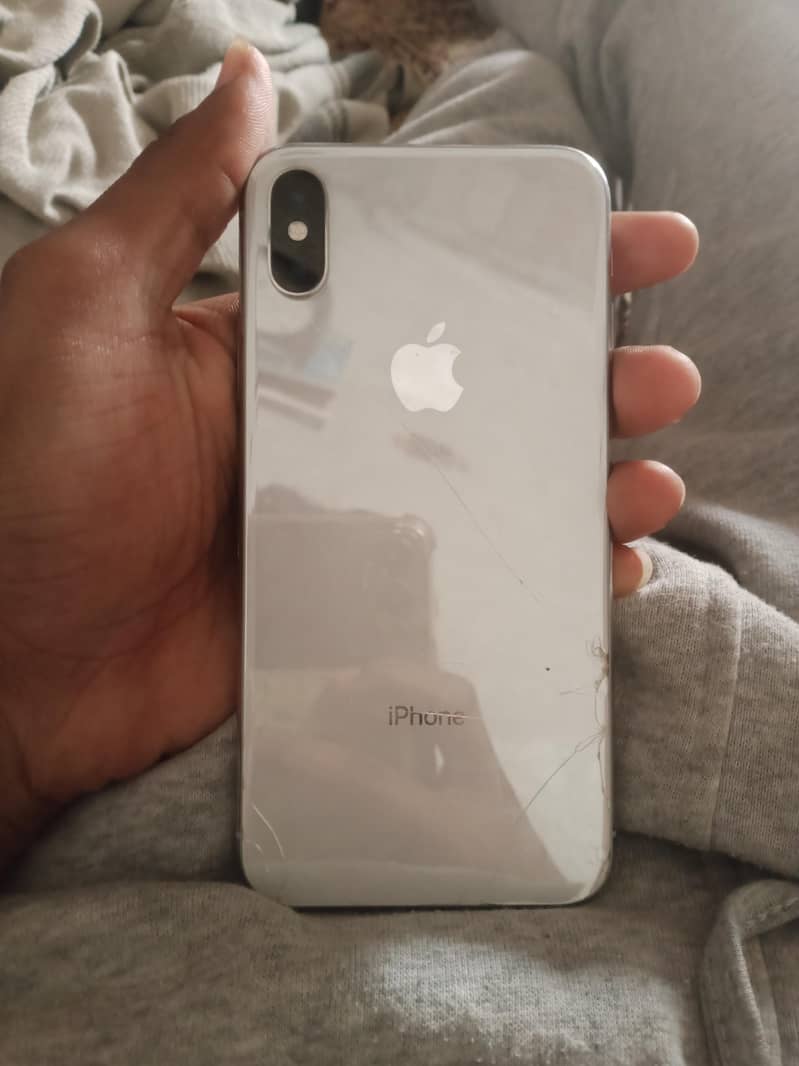 Apple iPhone Xs 3