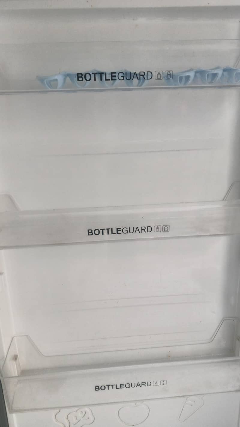 Haier HRF-438BEBP 408L Refrigerator – Excellent Cooling 4