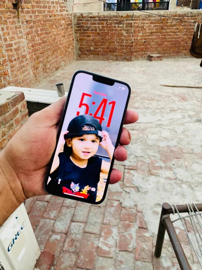 Apple iPhone 13 Pro 6