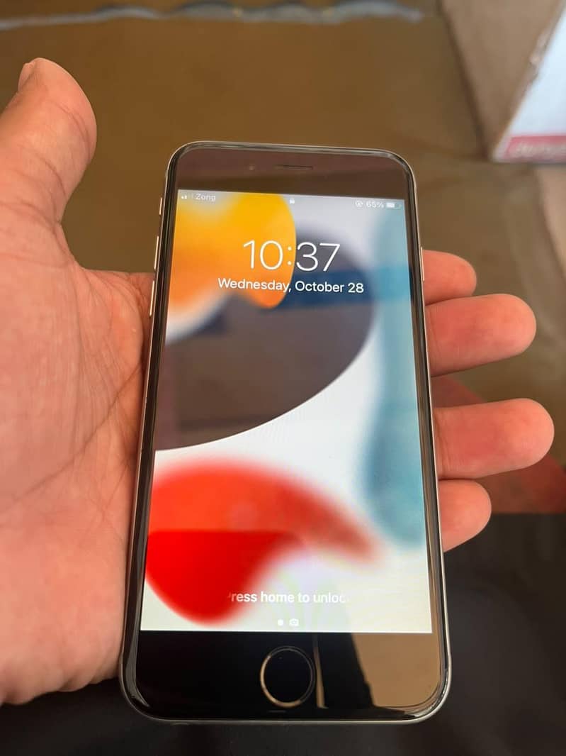 Apple iPhone 6S 0